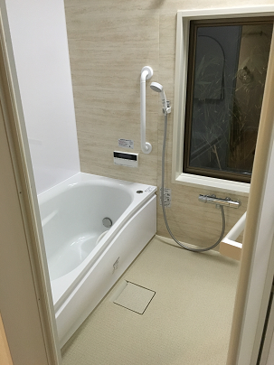 浴室リフォーム　TOTOサザナ　タイル張り浴室 画像
