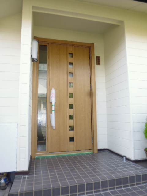 LIXIL トステム　リシェント玄関ドア アイキャッチ画像